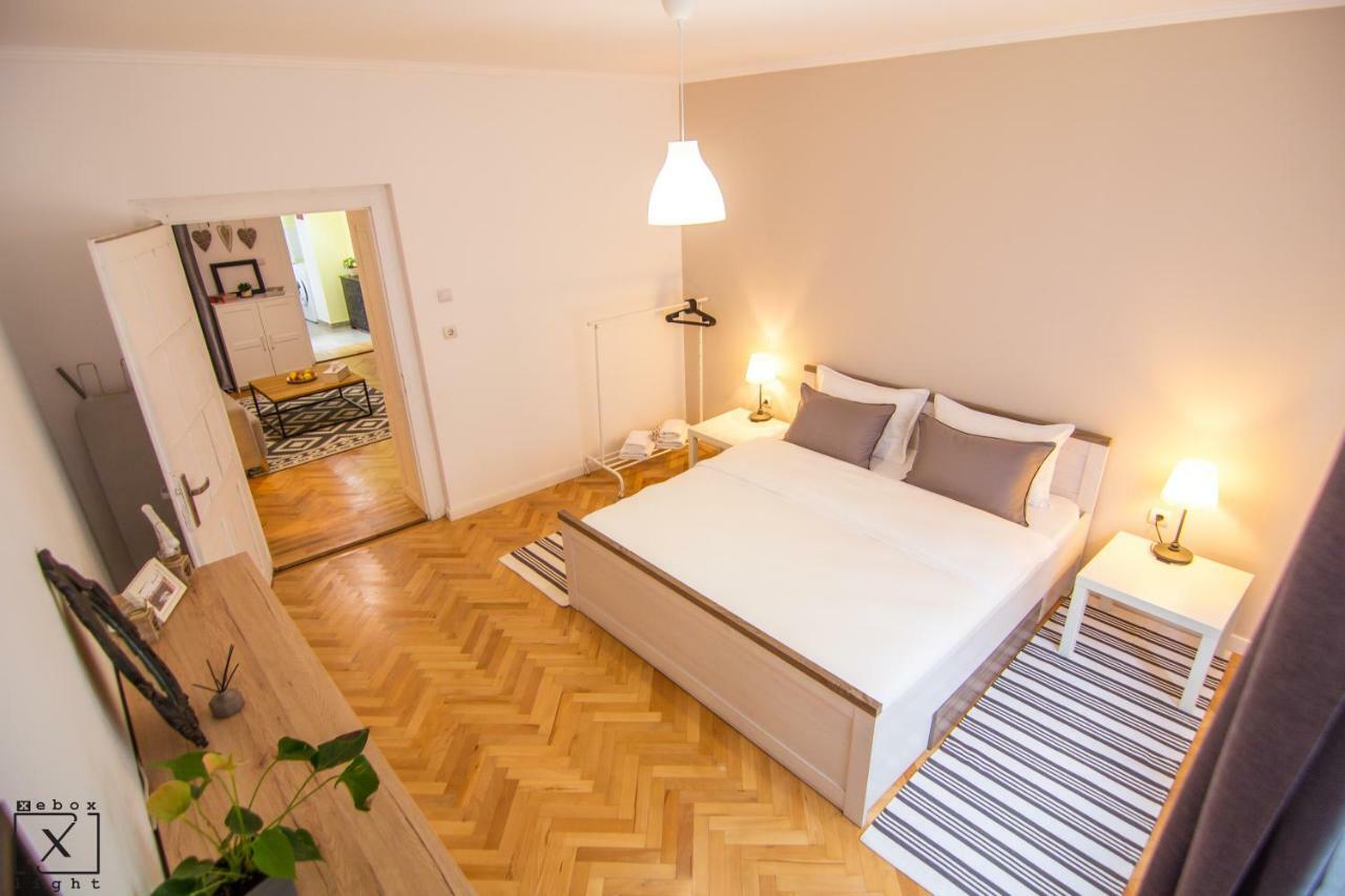Appartamento Via Del Centro Sibiu Esterno foto